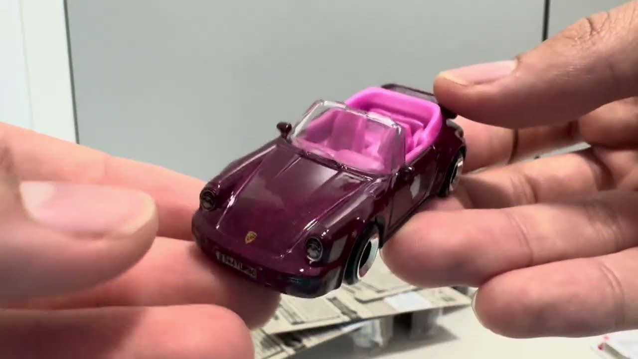 Hotwheels Porsche 911 Turbo Cabriolet (964) Hot wheels mainline is back? Review & Unboxing