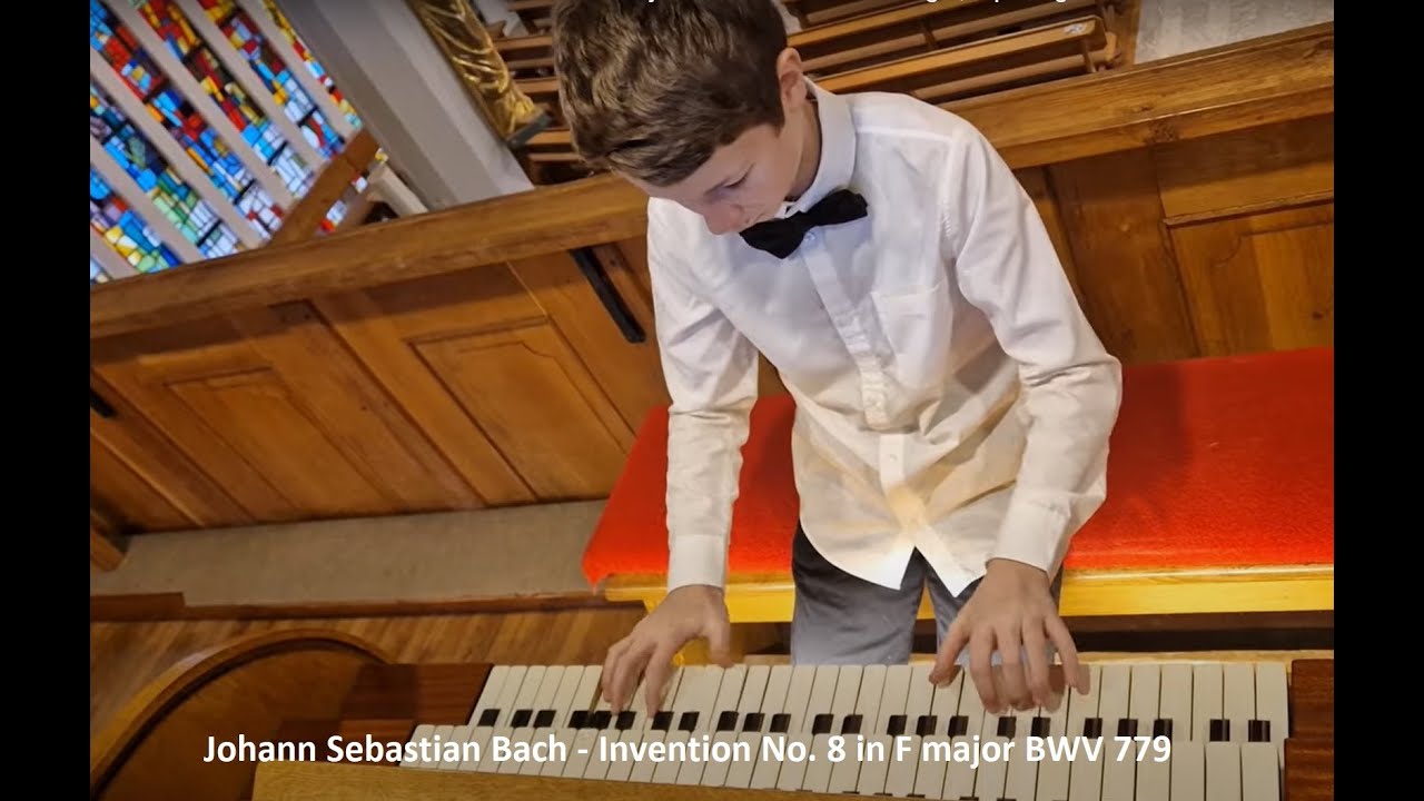 Johann Sebastian Bach - Invention No. 8 in F major BWV 779 - Jošt Vidergar, Pipe Organ