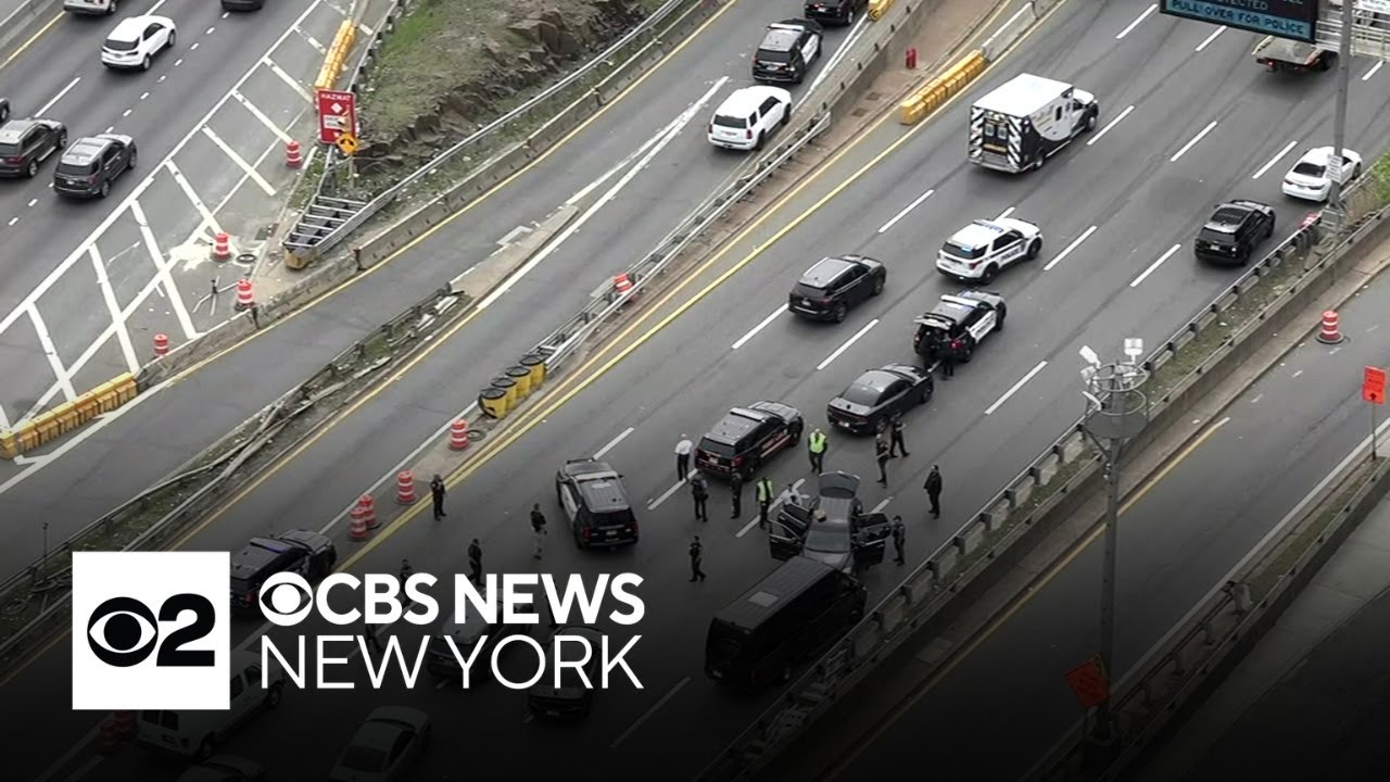 New Jersey police investigating accident that snarled traffic to George Washington Bridge