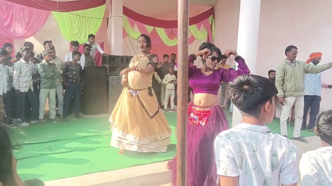 आर्केस्ट्रा डांस कैसा लगा