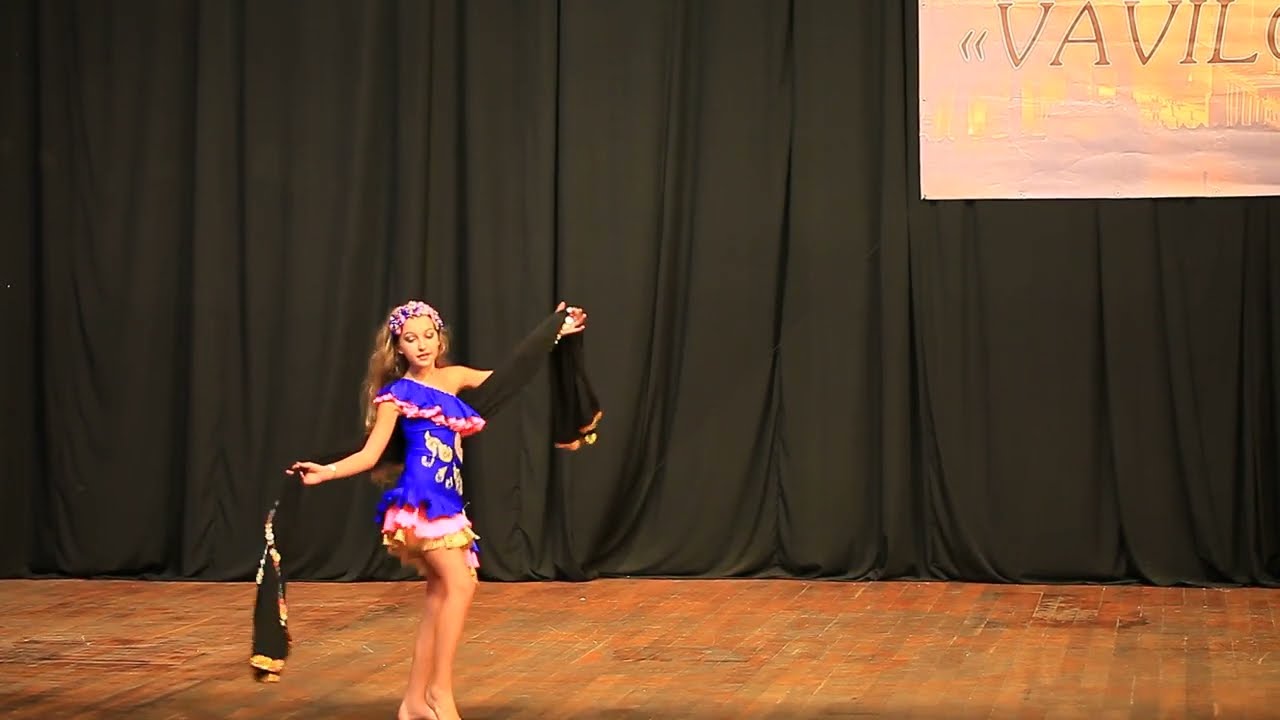 Vavilon  2016 04 02  #1 MVI 0748 Belly dance