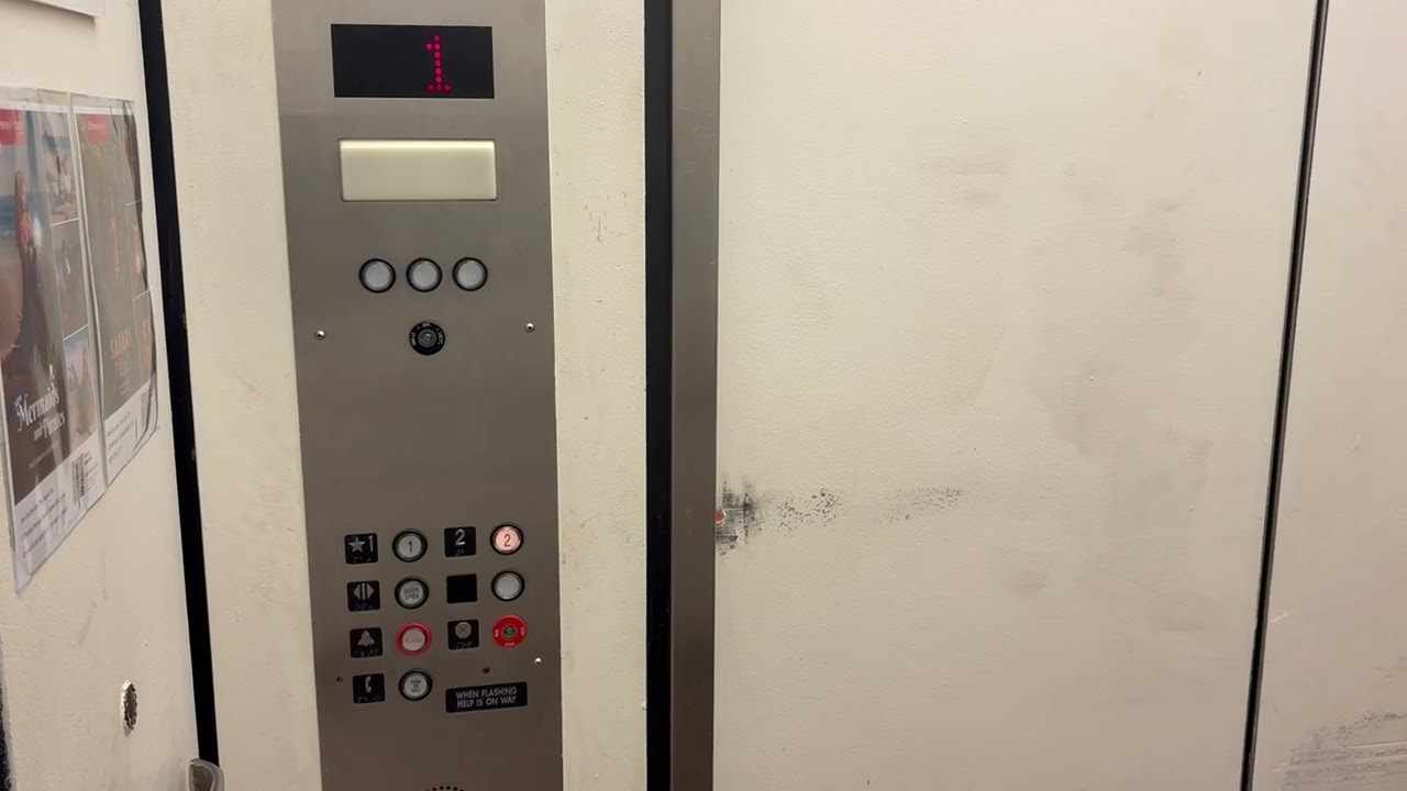 DOVER Oilduralic Elevator at JCPenney at Quaker Bridge Mall - Lawrenceville NJ