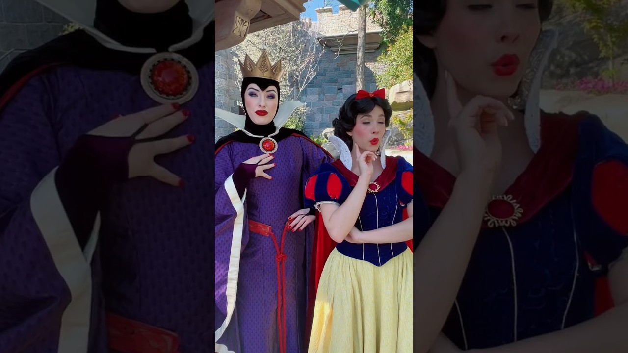 Evil Queen & Snow White Reveal Their Favorite Food🍎#evilqueen #snowwhite #disneyland