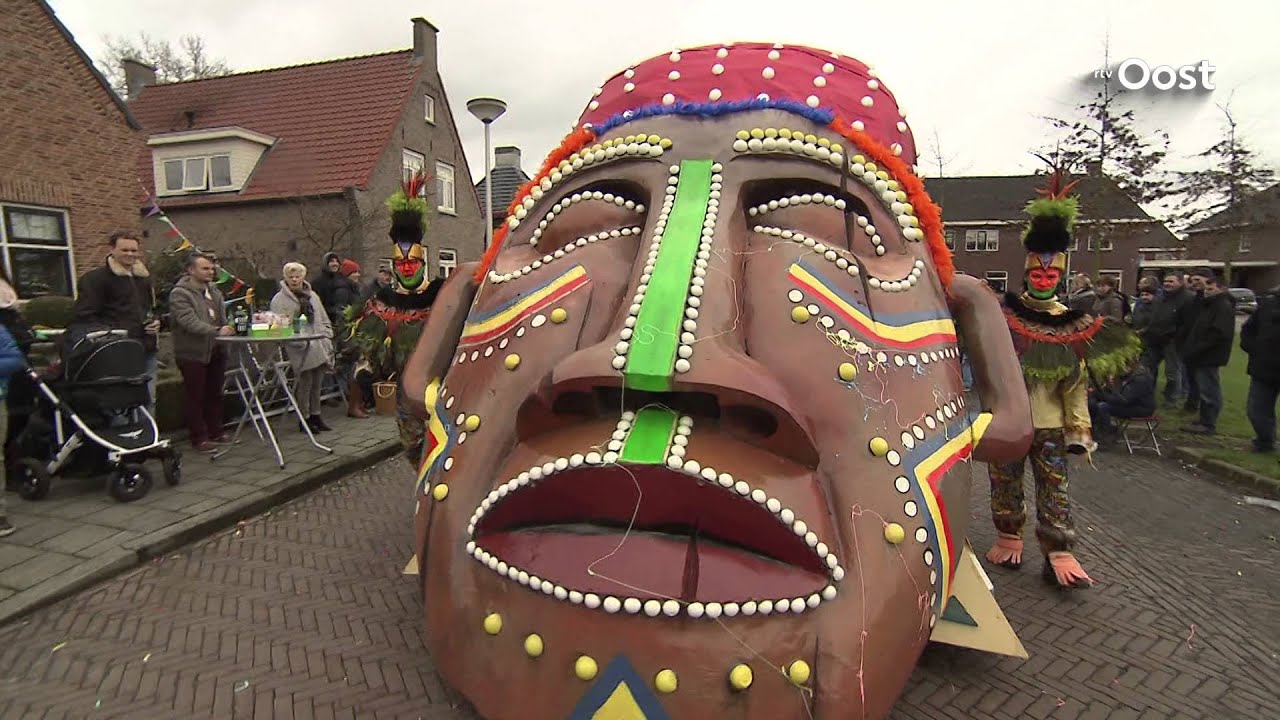 Recordaantal deelnemers bij Twentse Carnavalsoptocht in Albergen