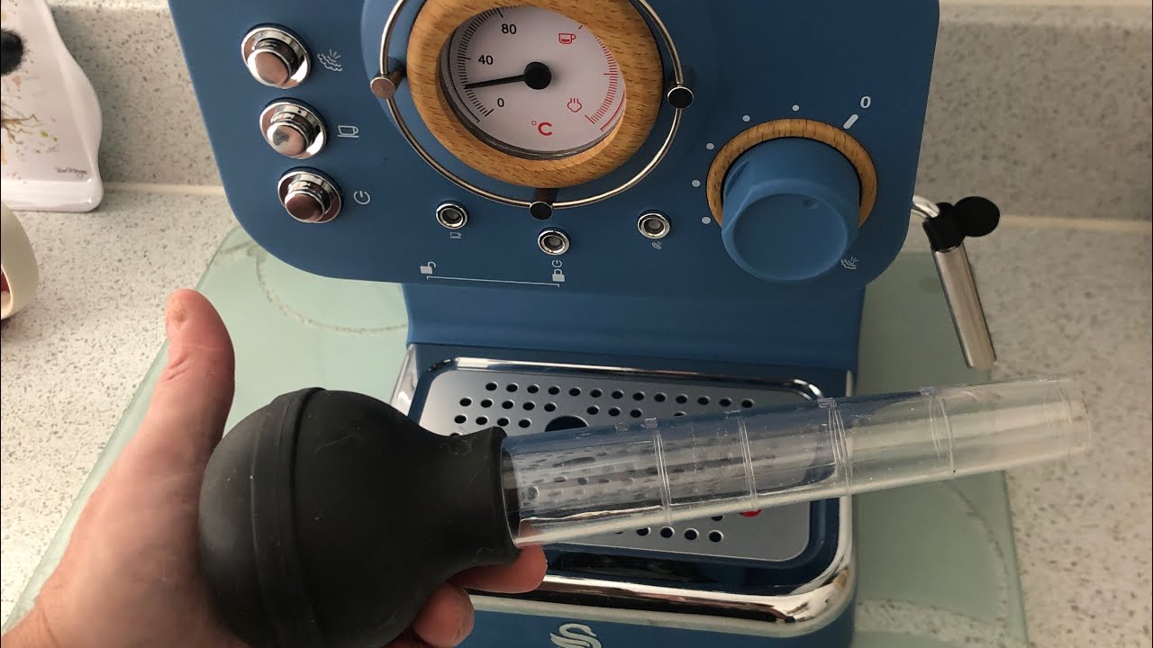 Fixing Coffee machine with a turkey baster￼