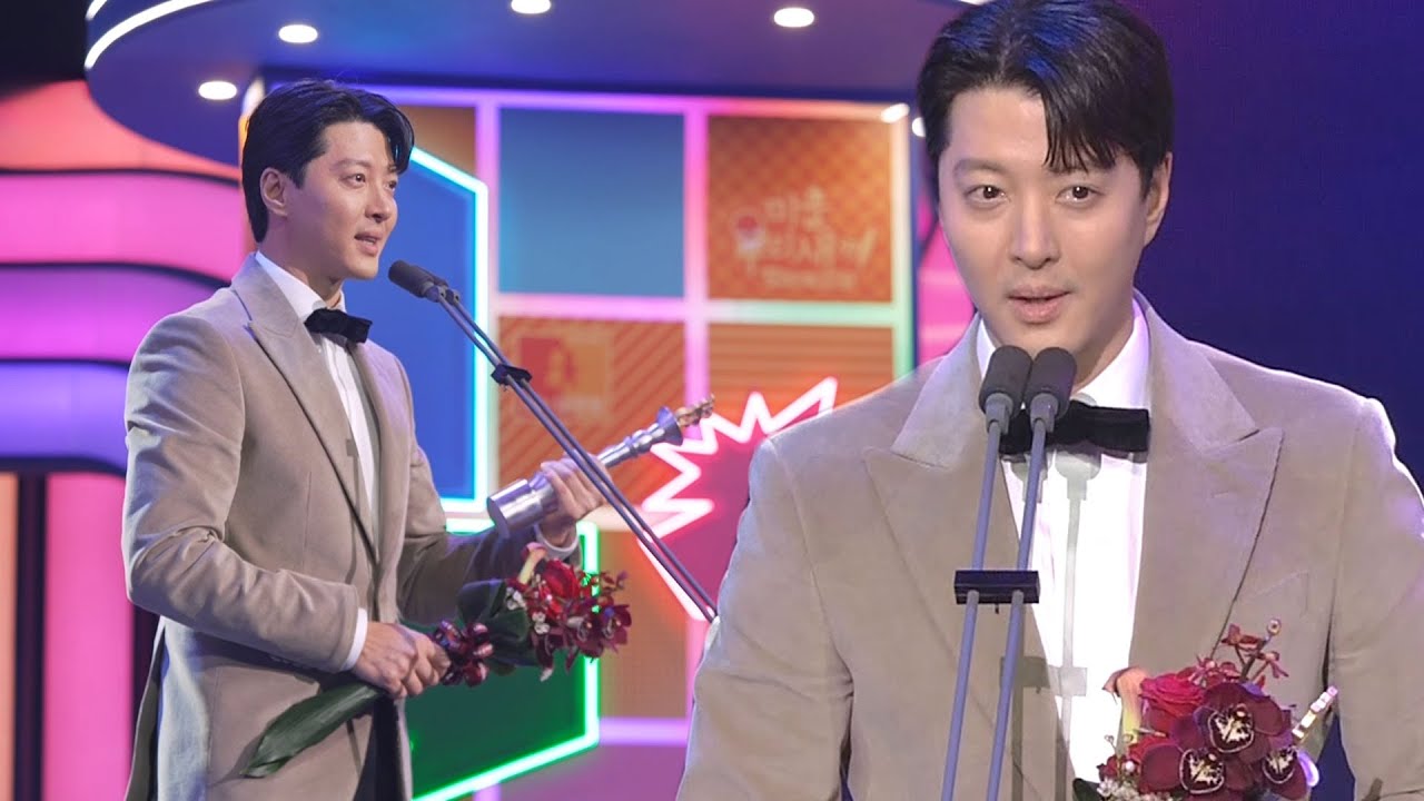 ‘미운 우리 새끼’ 이동건, 핫이슈상 수상! #SBS연예대상 #SBSenter