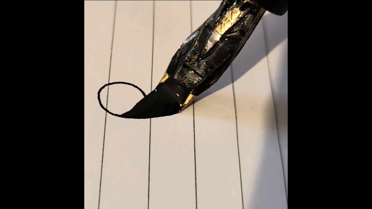 Artist's Arrowflex Steel Fountain Pen Flex Nib Demo #flexnib #fountainpen