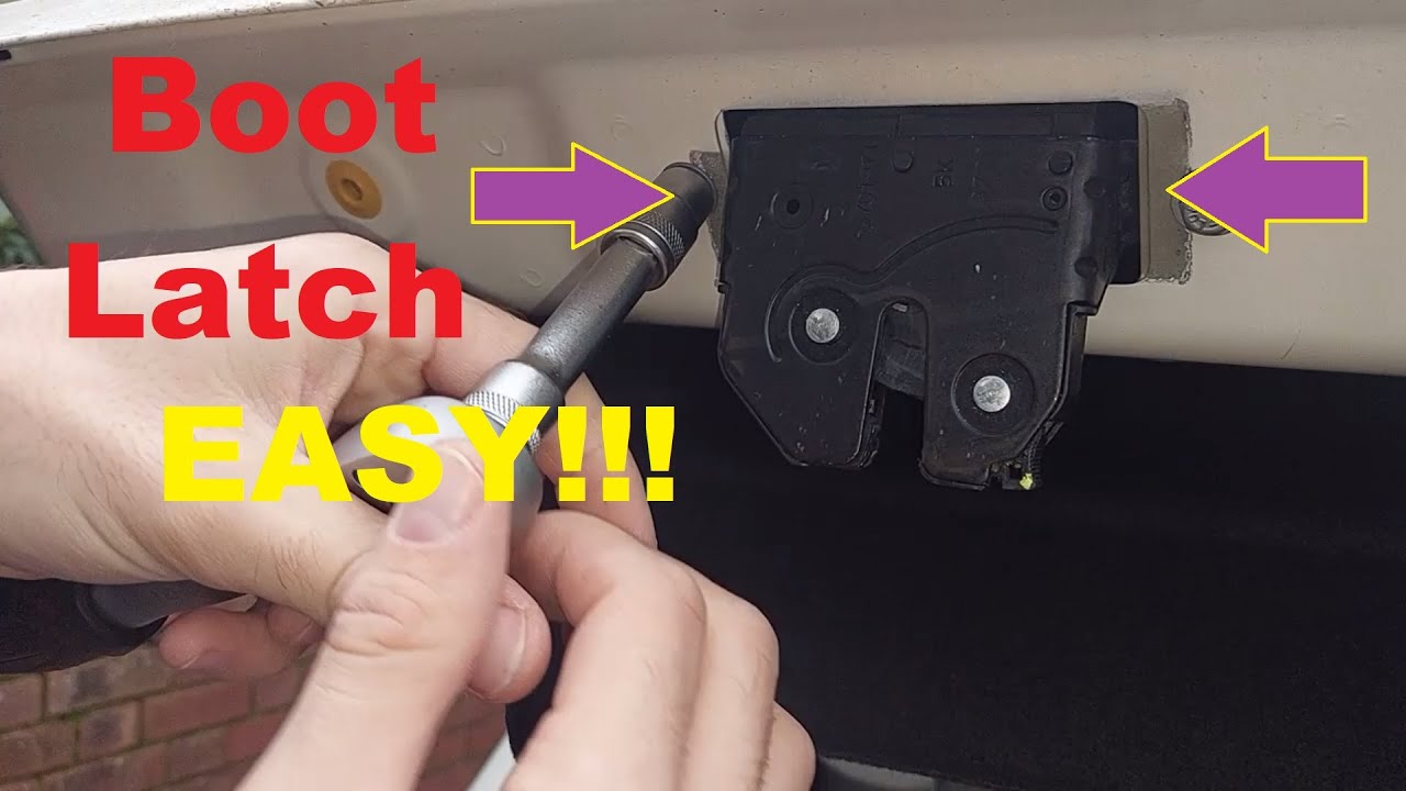 How To Change The Boot Latch On A Fiat 500 !!!!