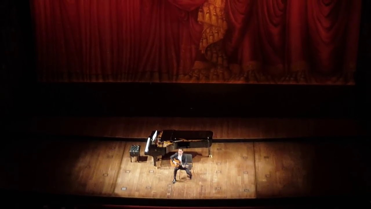 Juan Diego Florez y Arturo Zeballos   - Volver (de Gardel y Lepera) en el  Teatro Colon, 9/2018