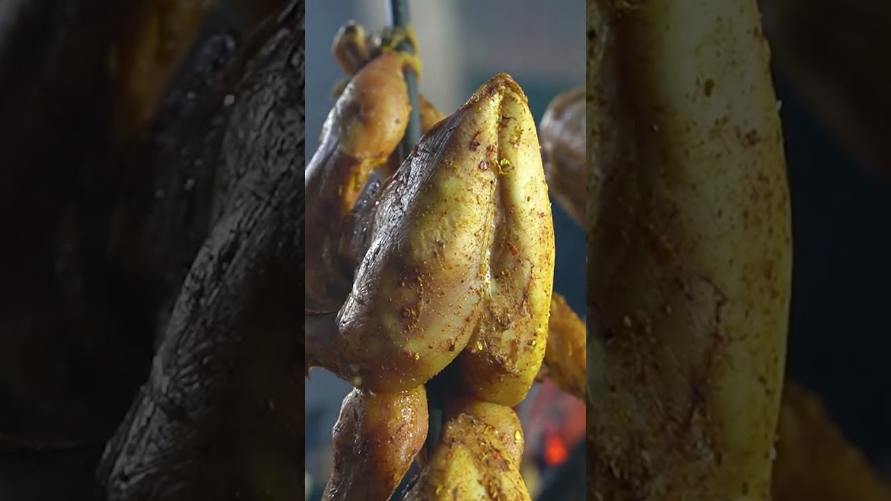 Murghay ki harkat || Lahore Best Sajji || Don't Forget to Share #sajji #streetfood #shorts