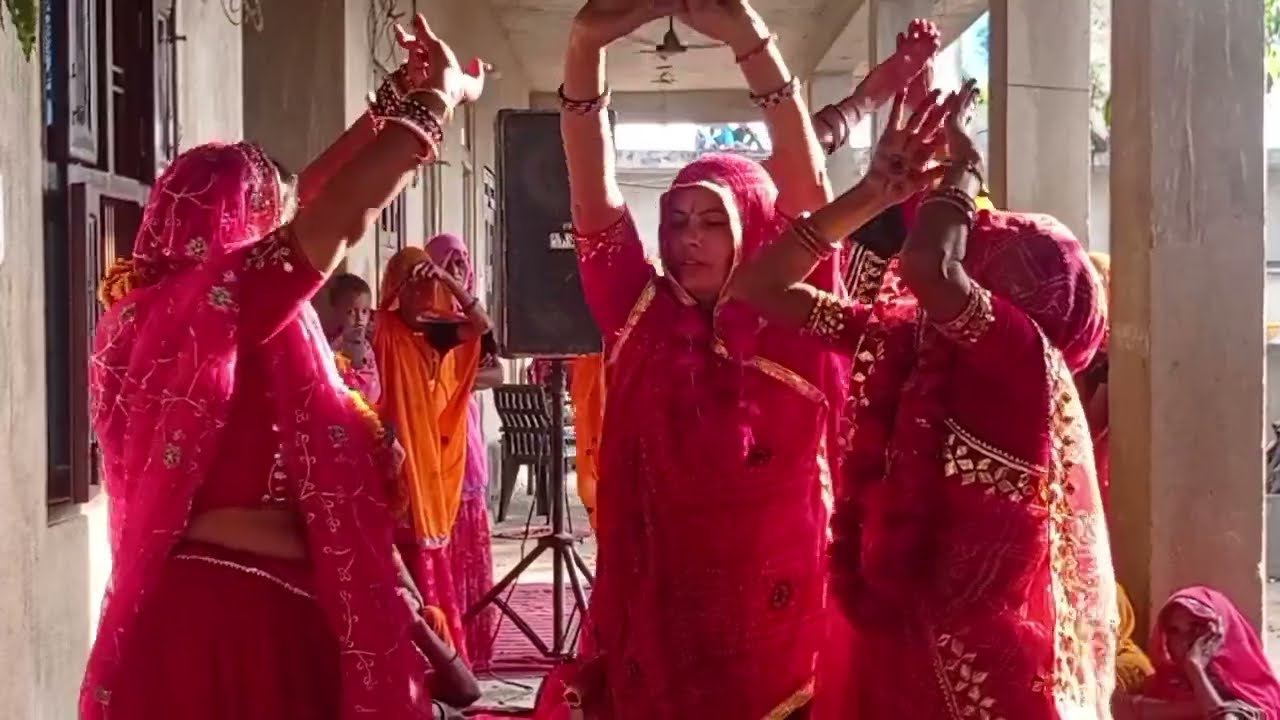 इंदरगढ़ वाली माता जी का भजन गायक कलाकार राजू मीणा रतनपुरा बस्सी लाइक और शेयर करें
