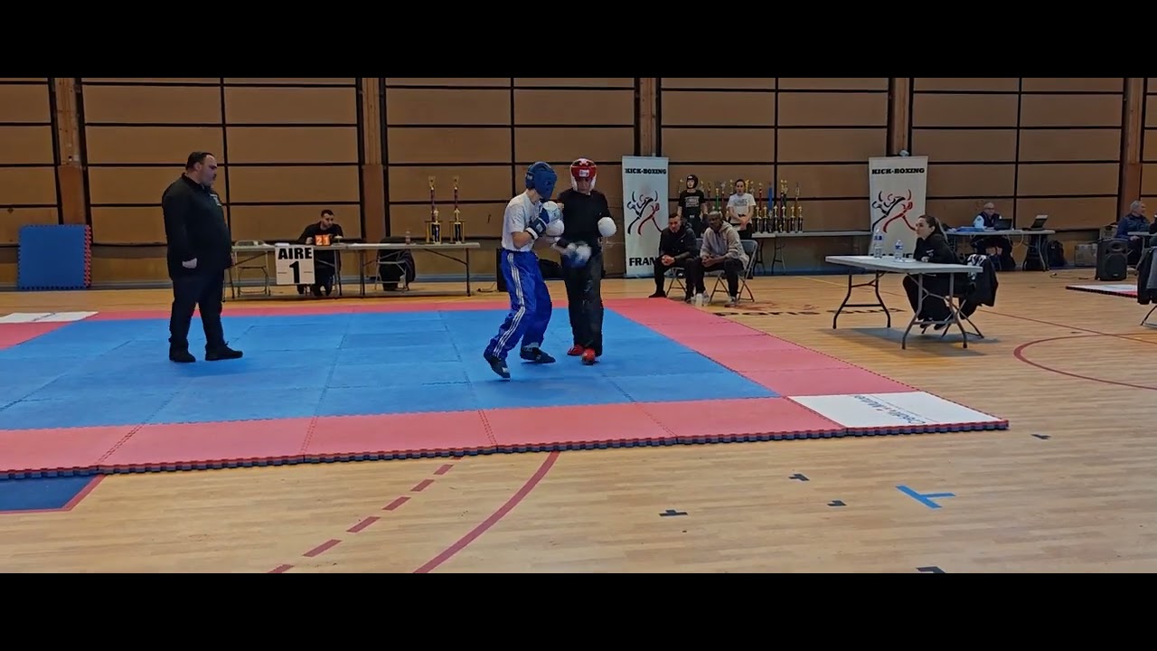 Mohamed Dehimi Pôle Boxe 77 Coupe de France light contact Amirkhan Zakriev 56kg 