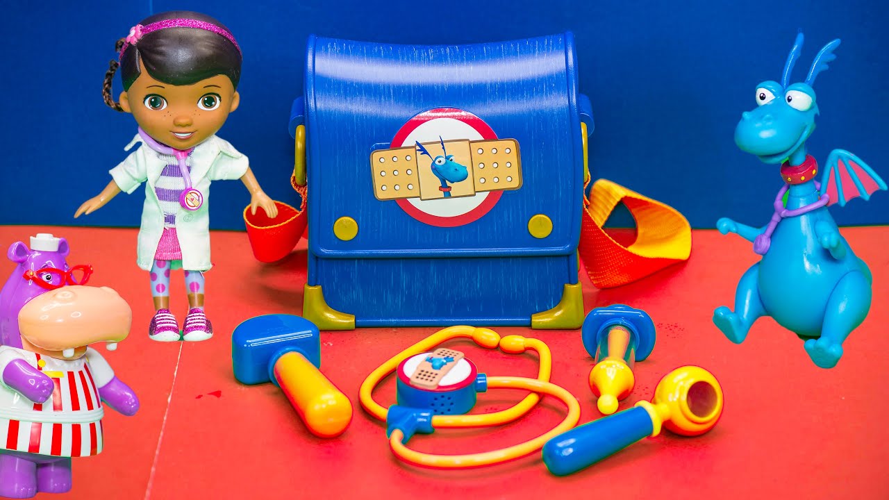 DOC MCSTUFFINS  Doc McStuffins Stuffy Vet Bag + Squibbles Doctor McStuffins Video Toy Unboxing