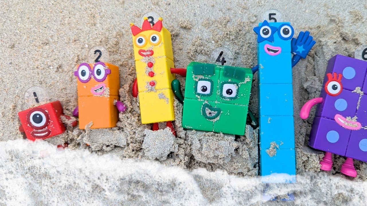 Numberblocks Buried on the Beach! Find and Arrange Numbers Left to Right | Learn with Toys