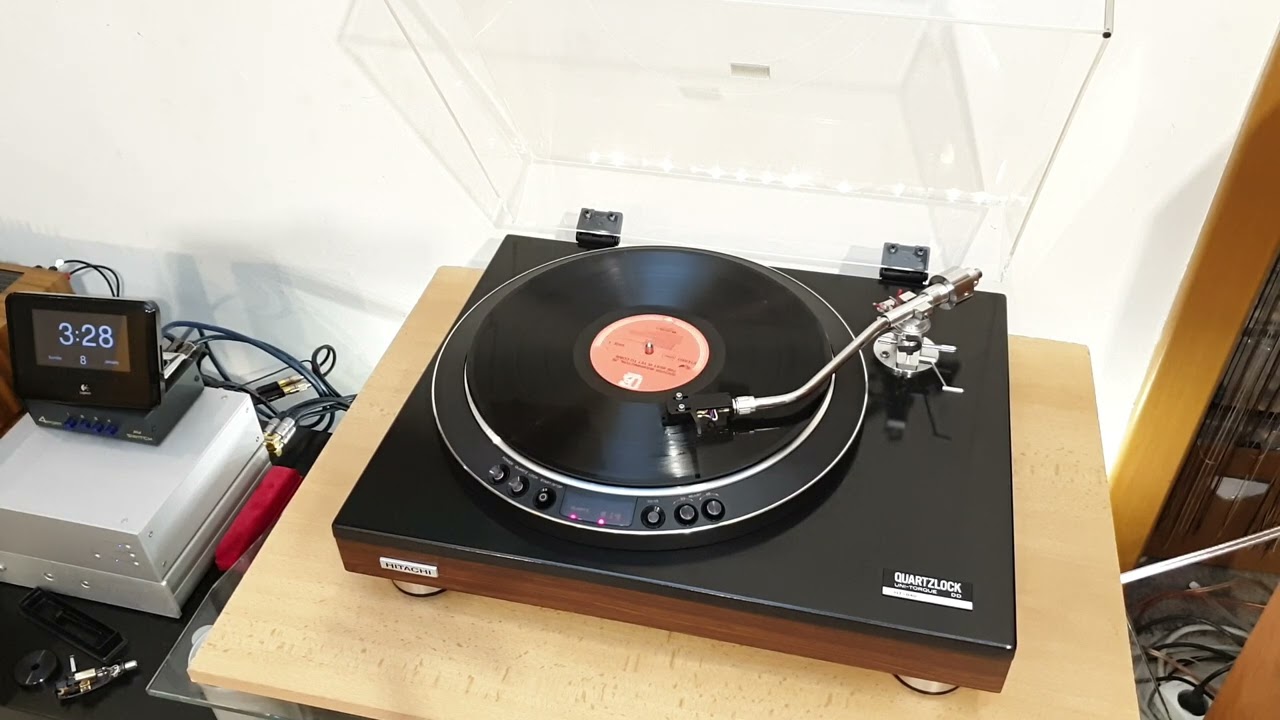 Grover Washington Jr. - More Than Meets The Eye - Hitachi HT-840 + Sumiko Amethyst