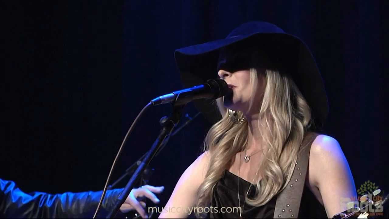 Elizabeth Cook "Heroin Addict Sister"