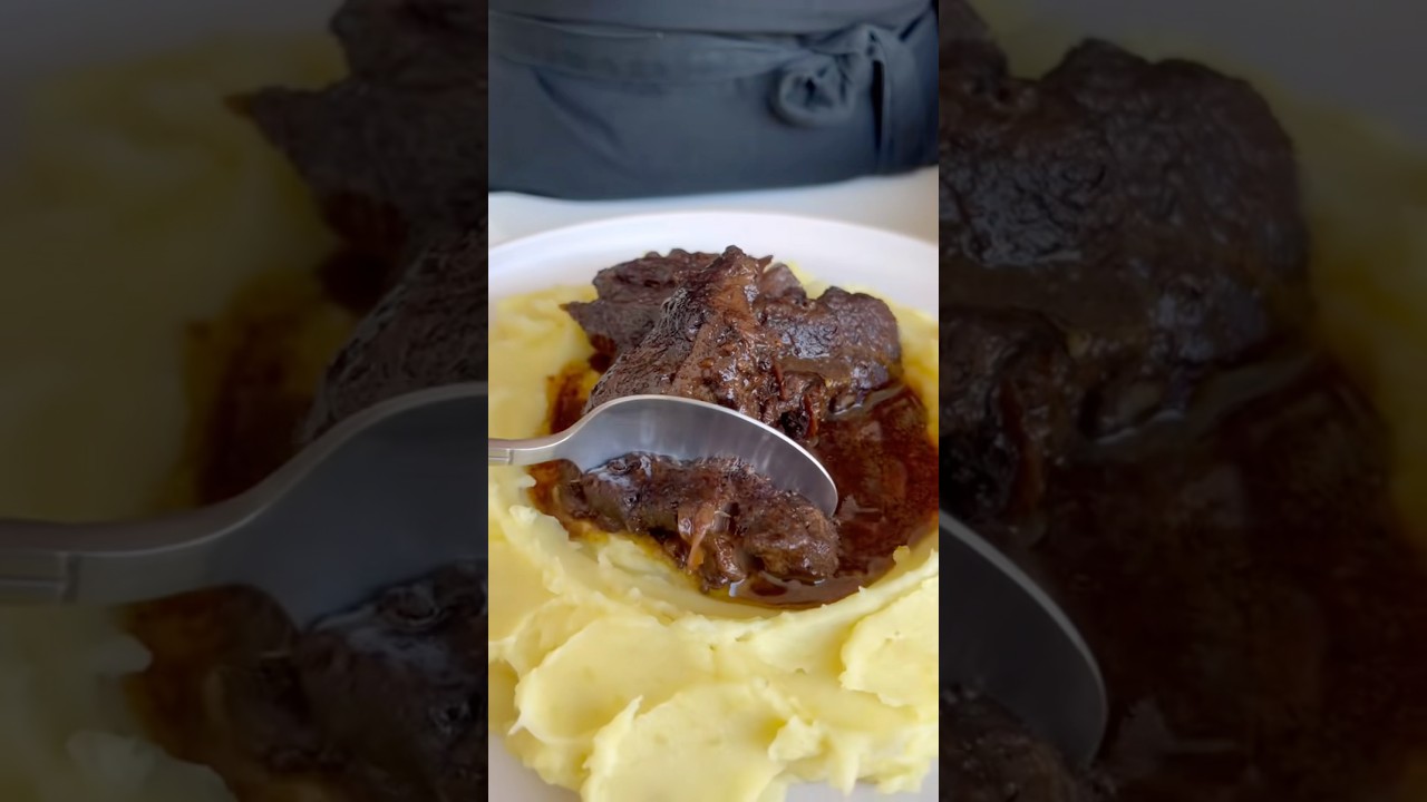 Policzki wołowe miękkie jak masło na piwnym puree ziemniaczanym. #mięso #przepis #wołowina