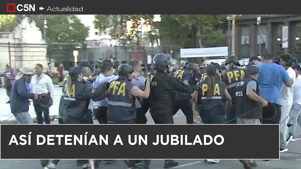 El jubilado que cuestionó la REPRESIÓN en el CONGRESO fue DETENIDO en la protesta