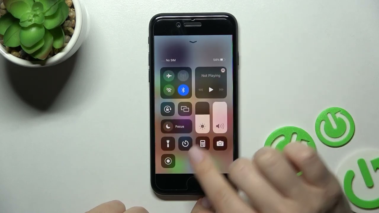How to Connect iPhone SE (2022) to Wi-Fi - Manage Network Connection