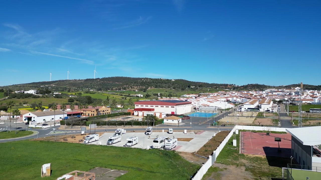 Je Tourisme en Camping-Car N°250 - Villanueva de los Castillejos - Là où le temps respire...