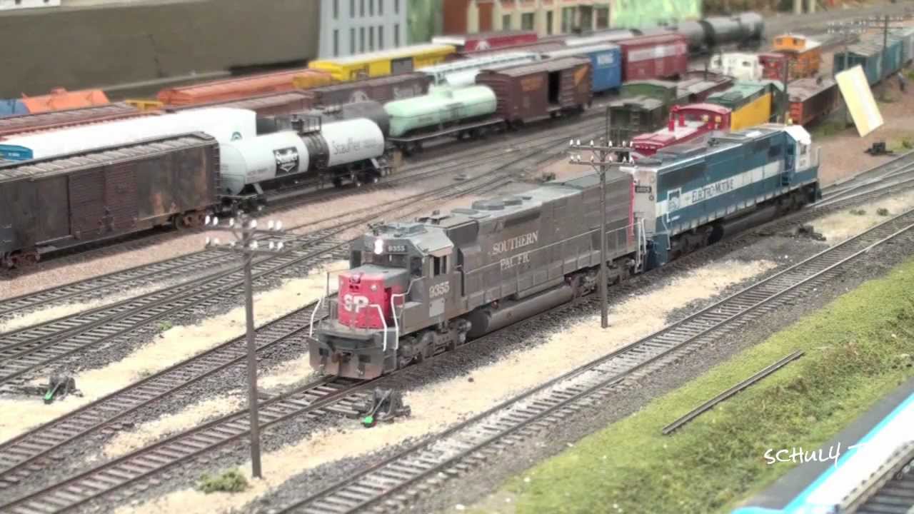 HO SP SD45T-2 operating on the cedar creek central
