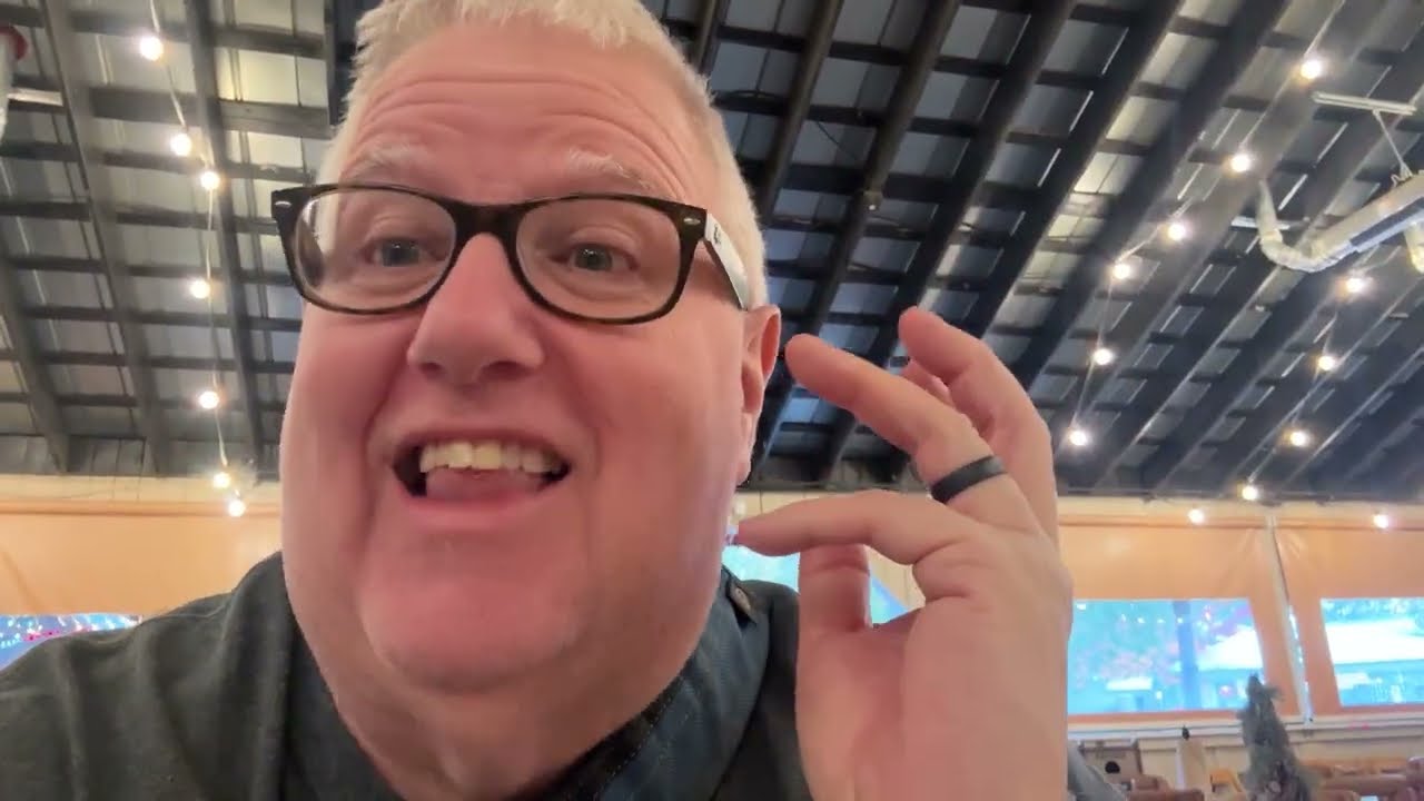 12 Months of Dollywood - November 2025. AKA Jingle Fall