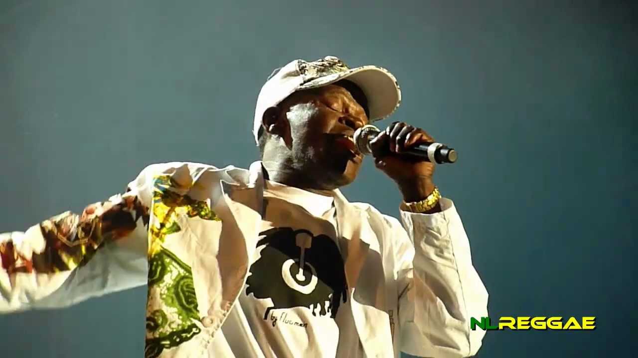STUDIO 1 REVUE: DILLINGER - Garance Reggae Festival, France 2011