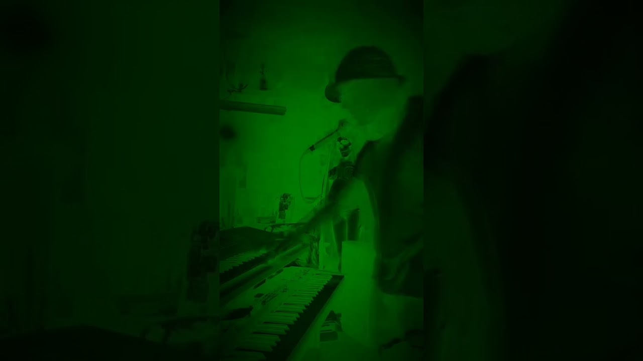 titAnic gReen #psychedelic #ambient #indiemusic #techno #thecure #sohn #nin #tool #acidmusic