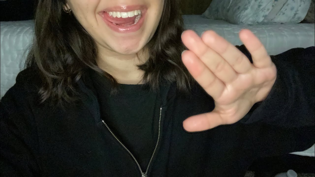 ASMR Roleplay: chica obsesionada contigo te maquilla | Dovie ASMR