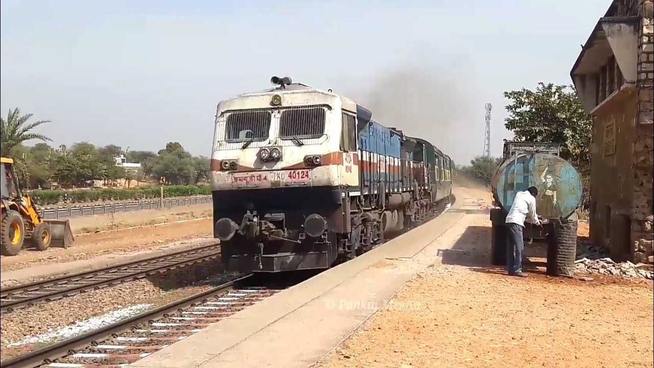 Madly Honking GaribRath Express in Furious mode | Indian Railway