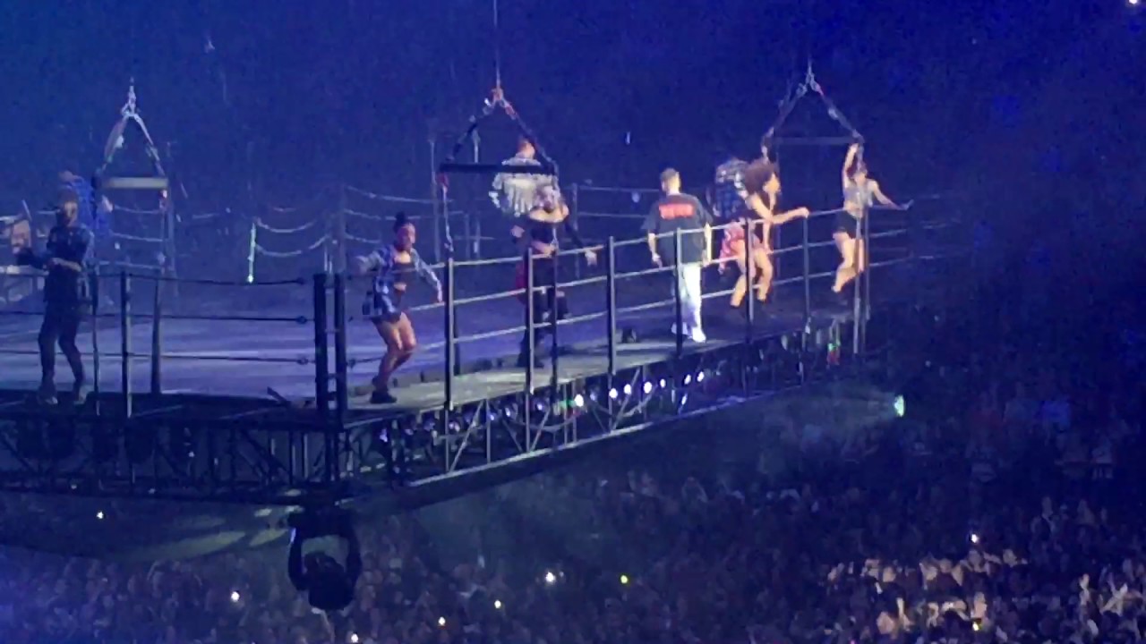 Justin Bieber Company live (Paris 20/09/16)