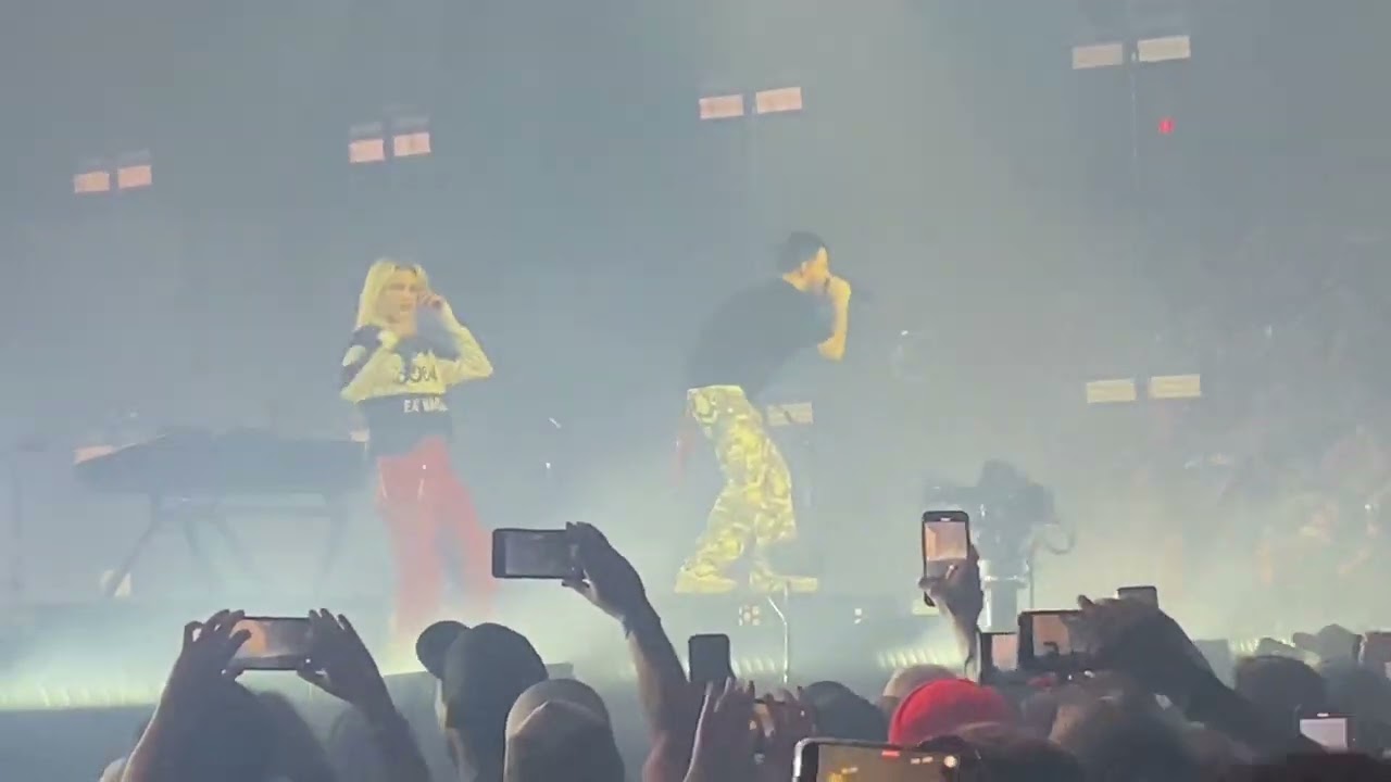 Linkin Park “Papercut” Live Grand Rapids Michigan 5-1-25 From Zero Tour
