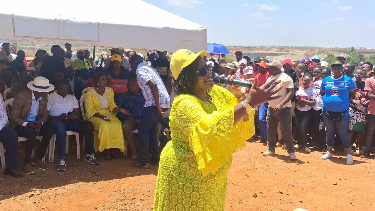 WAMURATHA GUKENIA ANDU A NYACABA JUJA🤭
