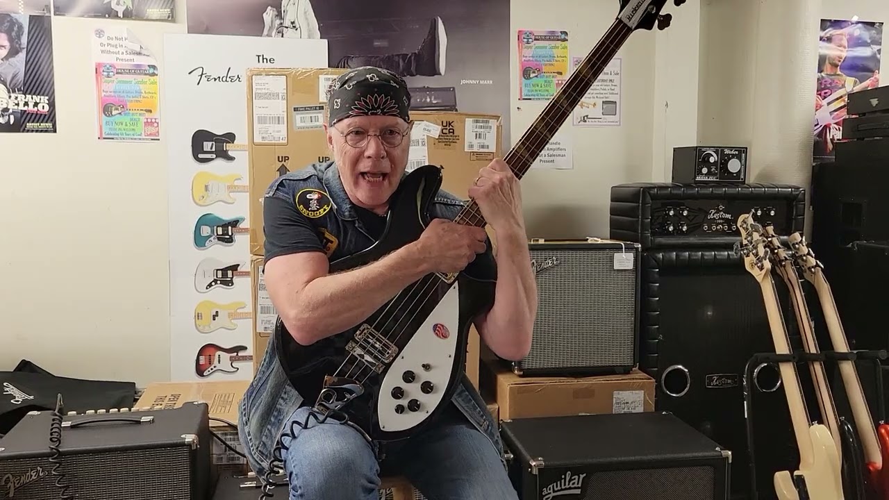 Rickenbacker 4005 Bass 2024 reissue. Quick demo.