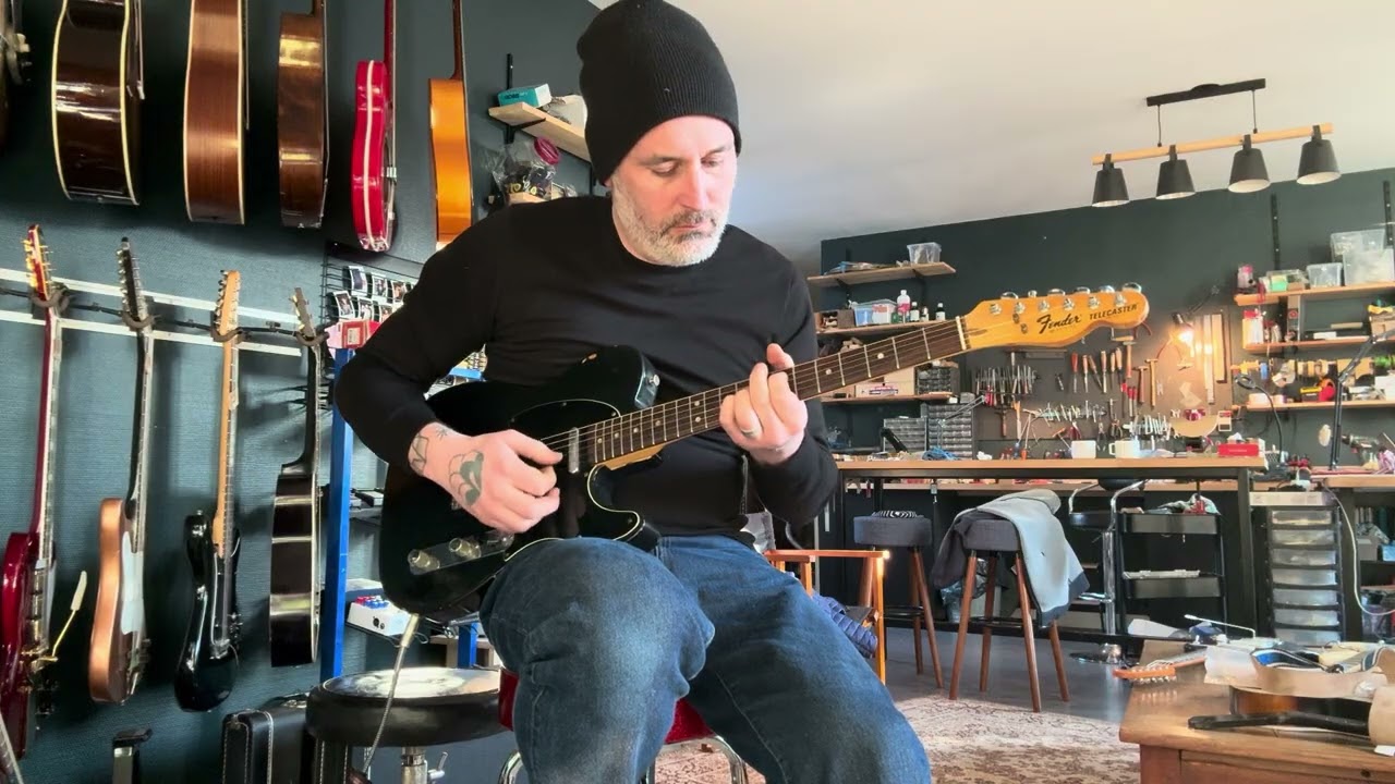 1977 Fender Telecaster black 