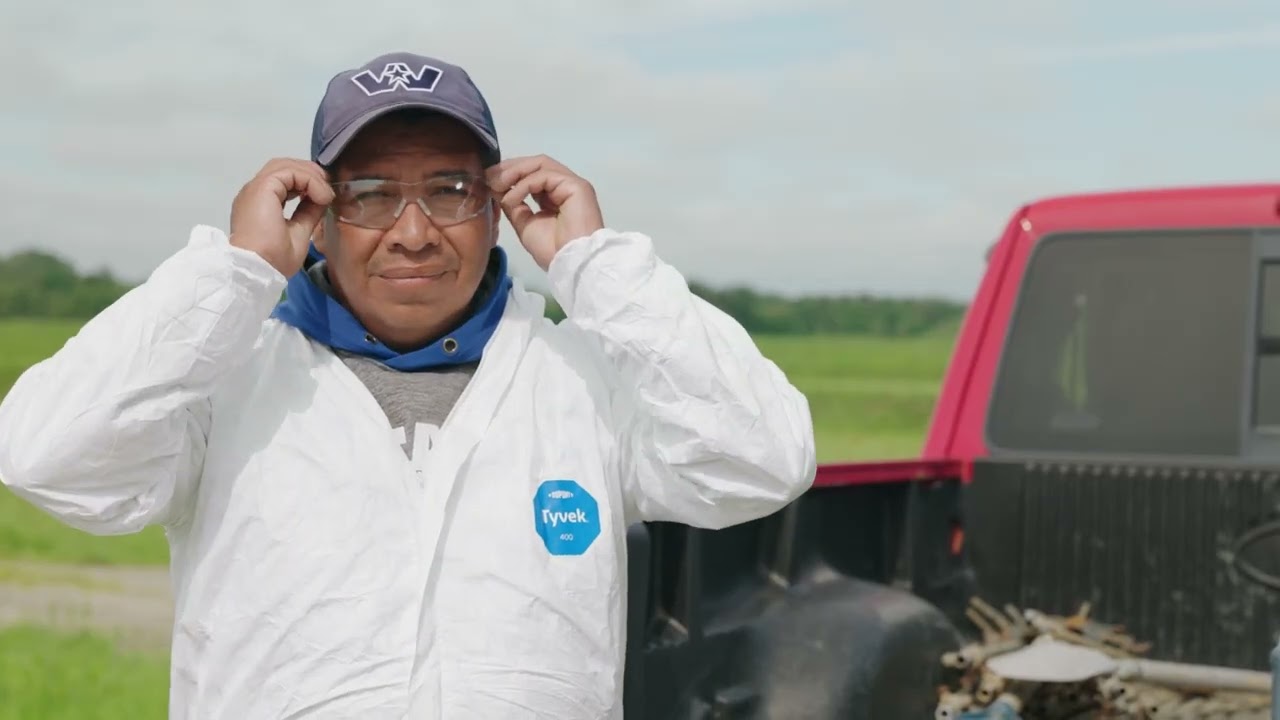 Les bonnes pratiques d’application de l’herbicide au rouleau dans les champs de canneberges