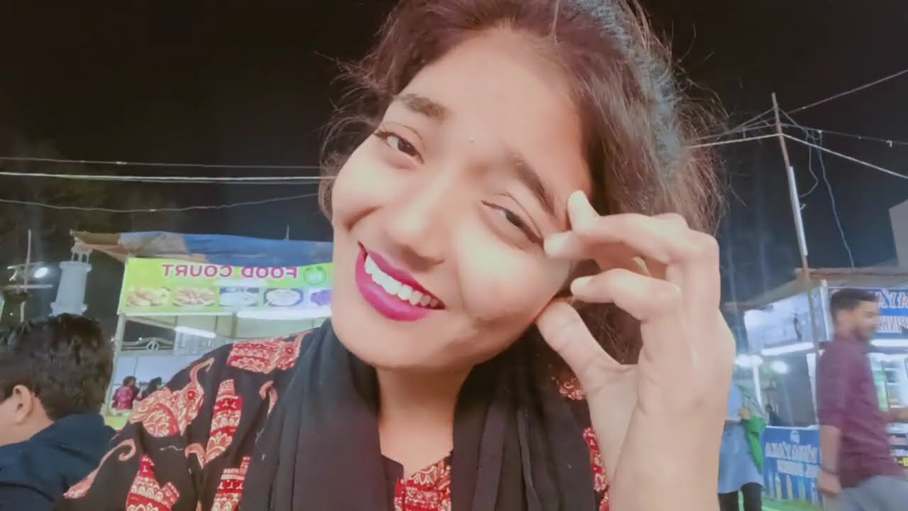 Crazy at Taj Mahal Exhibition 🤣 