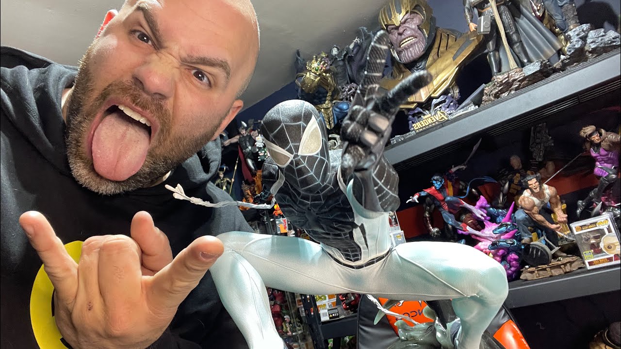 Unboxing PCS 1:3 Negative Suit Spider-Man (From Sideshow)