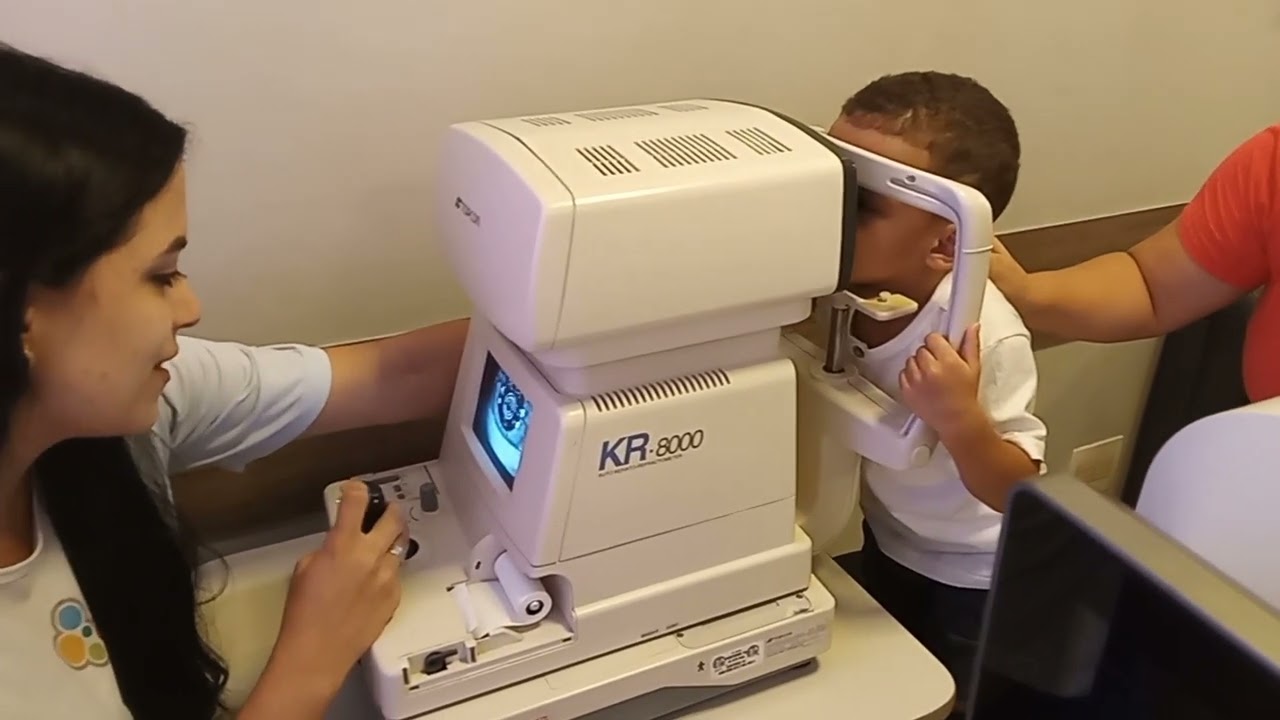 2° Exame de vista do Bernardo (Exame de vista infantil)