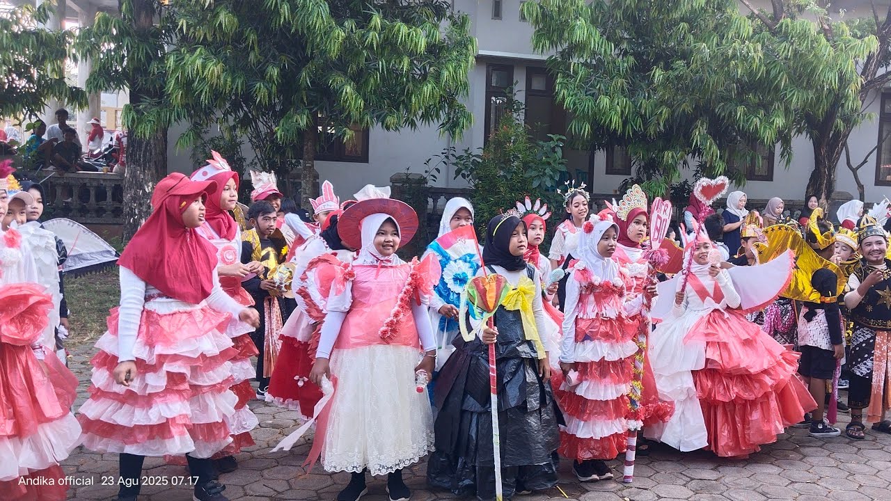#LIVE KARNAVAL DESA JLEPER MIJEN DEMAK HUT RI 80 DI MERIAHKAN SEKAR MULYA JAYA