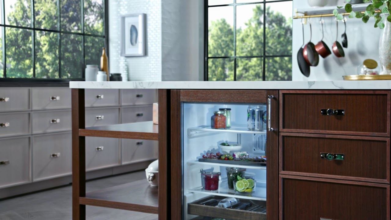 Monogram Undercounter Beverage Center with Adjustable Temperature
