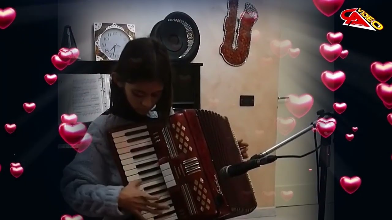Hillary Carroccia "Marcia Turca"