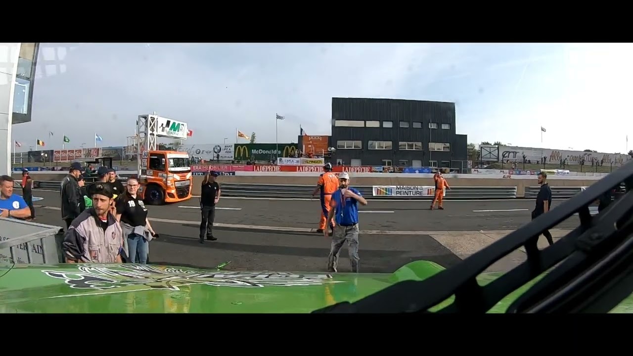 l'éclair vert toulousain au championnat de France camion 2022 à Albi