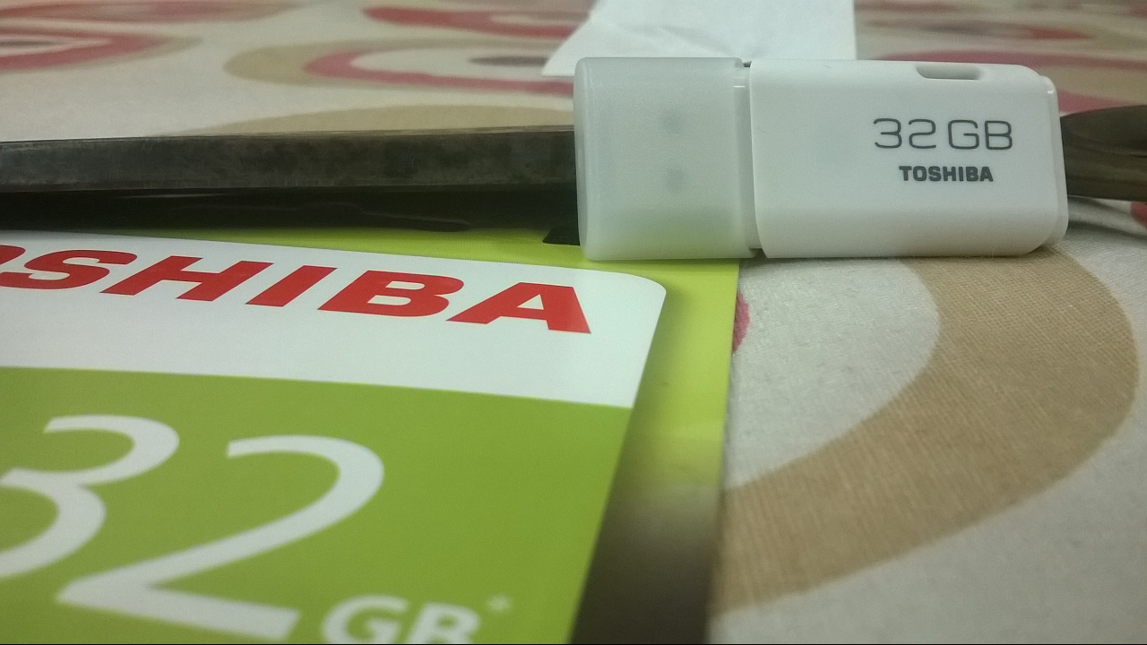 Toshiba TransMemory - U202 32 GB Pen Drive | Unboxing,Review & speed test