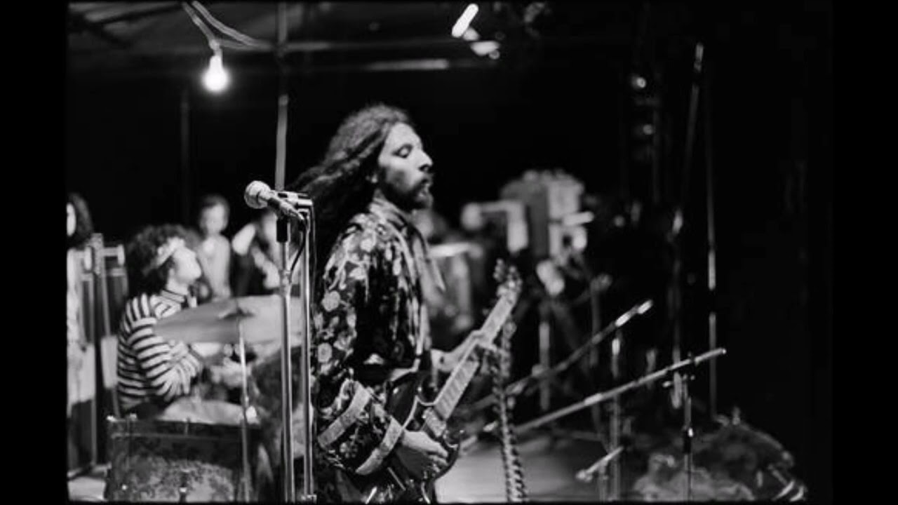 LOS DUG DUG'S LIVE AT AVANDARO SEPTEMBER 11 1971 -- THE COMPLETE PERFORMANCE!