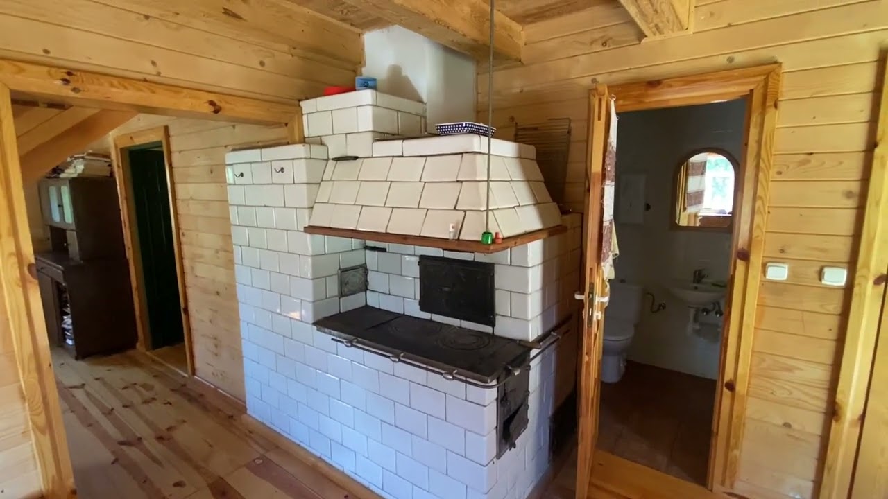 Podlasie,  Puszcza Białowieska, Dom nad Zalewem Bachmaty, gmina Dubicze Cerkiewne.
