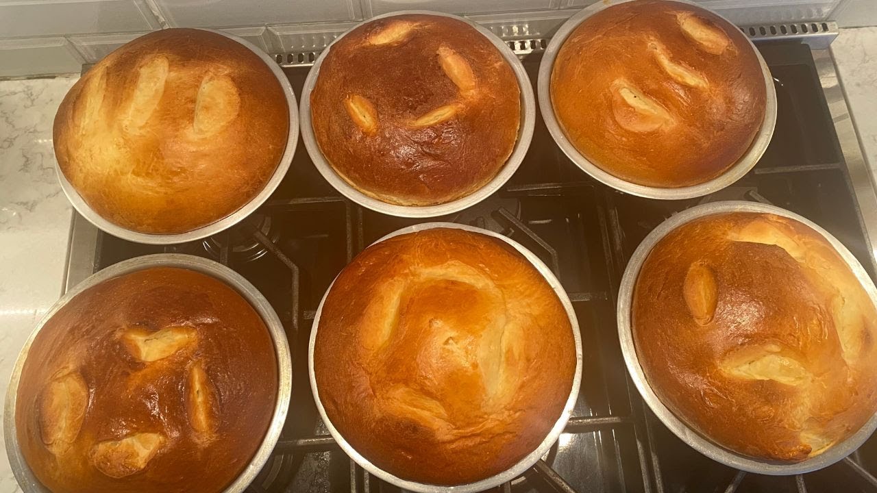 Massa Sovada - Receita para 6 Bolos / Portuguese Sweet Bread - Recipe for 6 Loaves