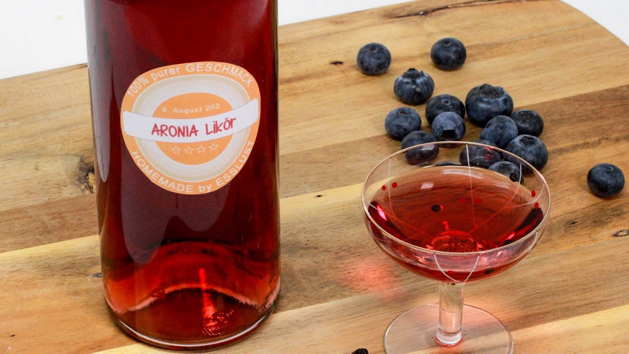 Selbst gemacht - Fruchtiger ARONIA LIKÖR