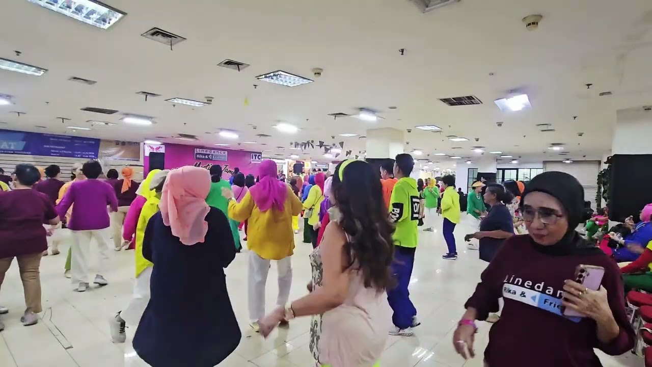 Putri Disco line dance 💃 