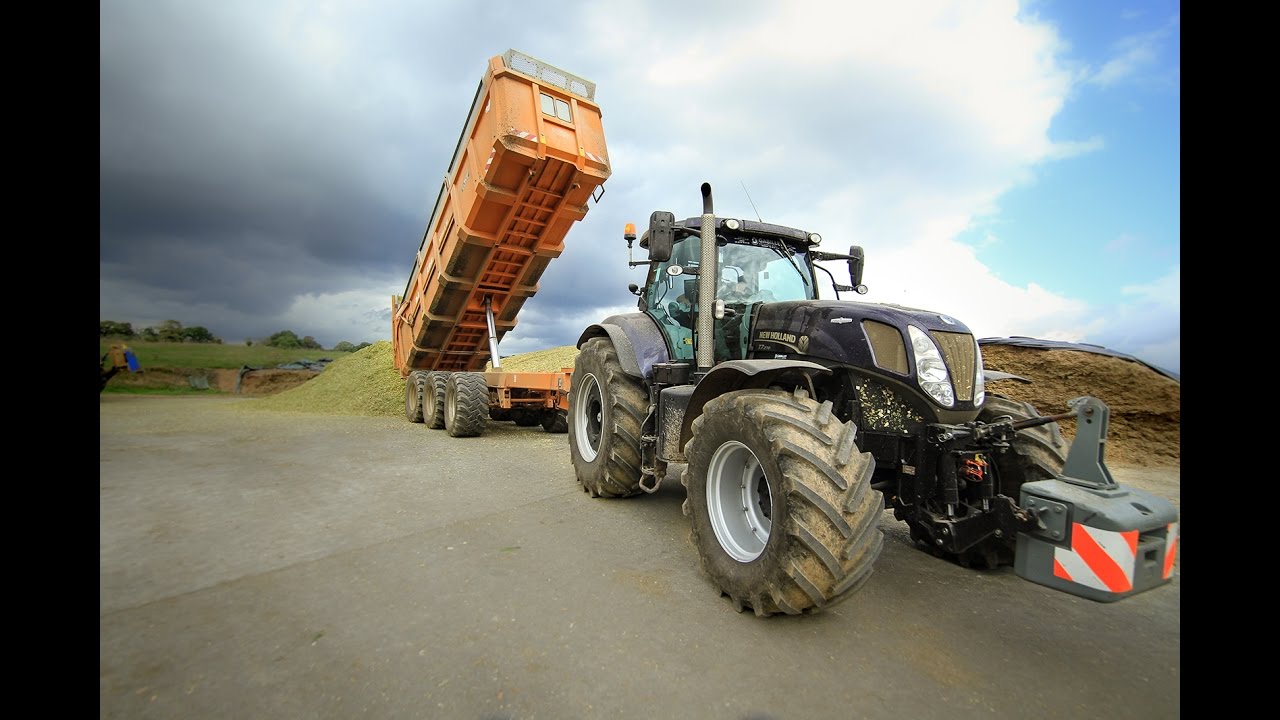 ETA BELLIOT - Ensilage - New Holland  T7 GOLDEN JUBILEE - DANGREVILLE